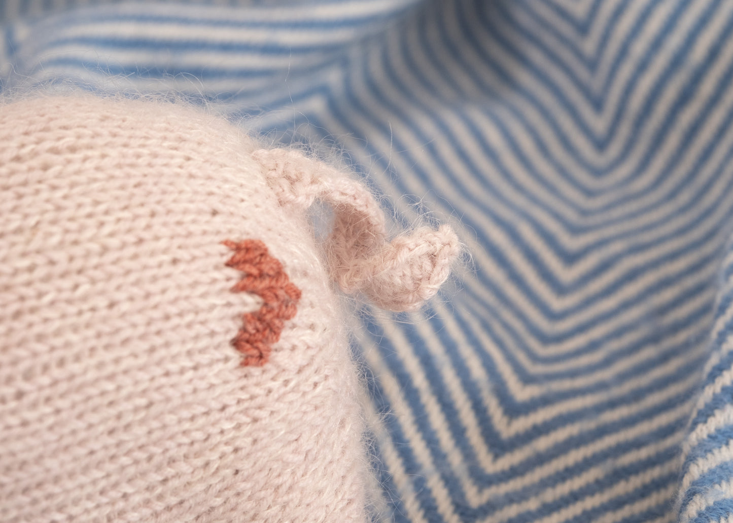Piggy piglet - hand knitted pig
