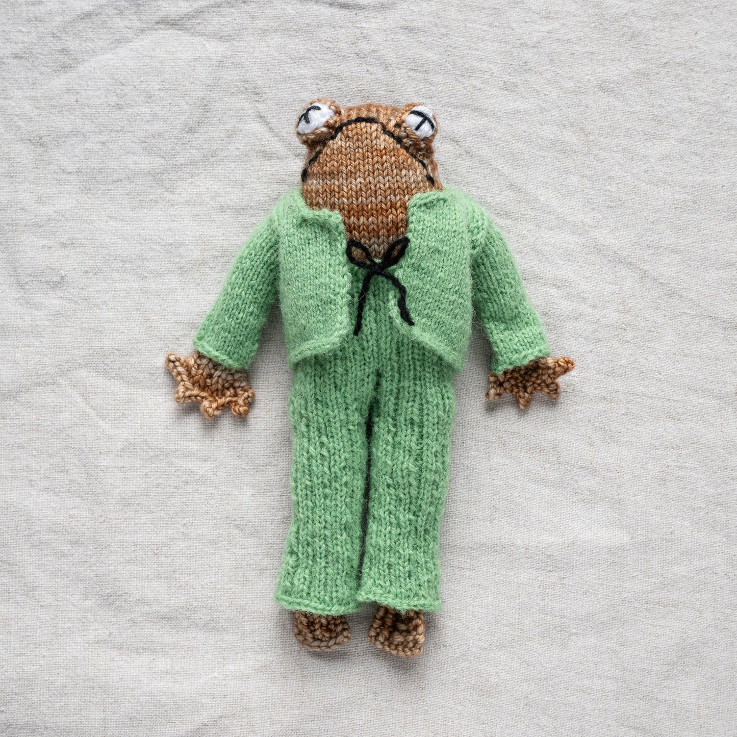 Frog and Toad book characters hand knitted at Ruperts House