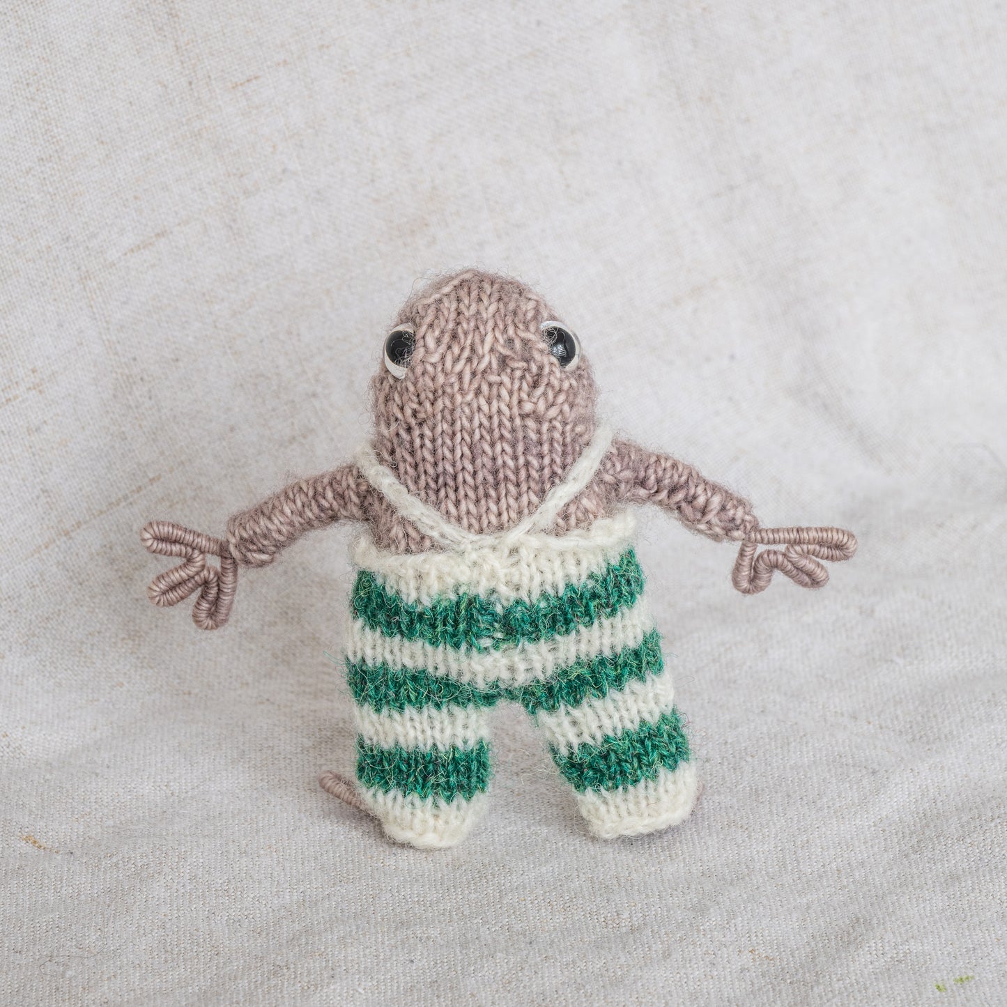 Frog and Toad book characters hand knitted at Rupertshouse