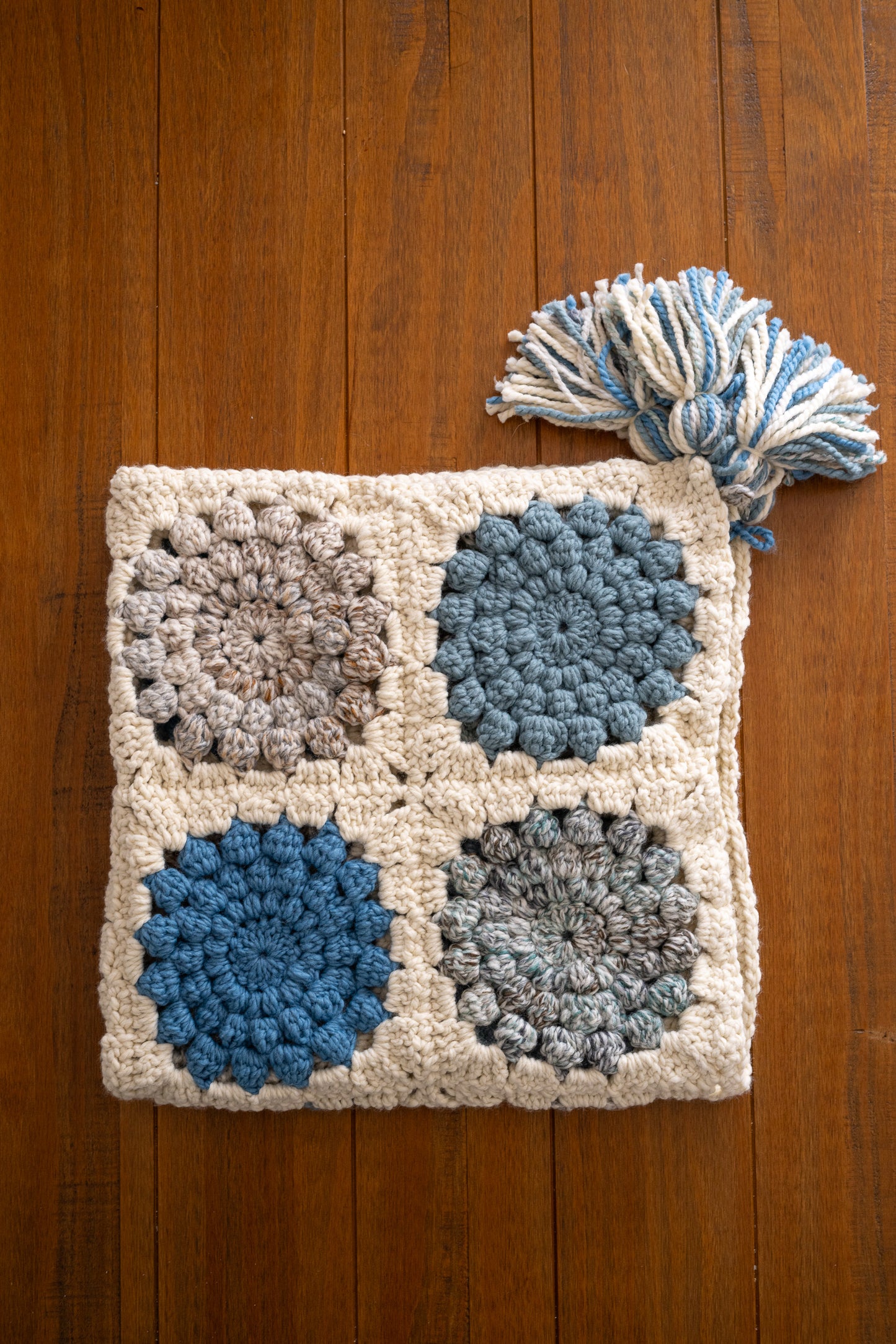 Ruperts House Chunky crochet blanket