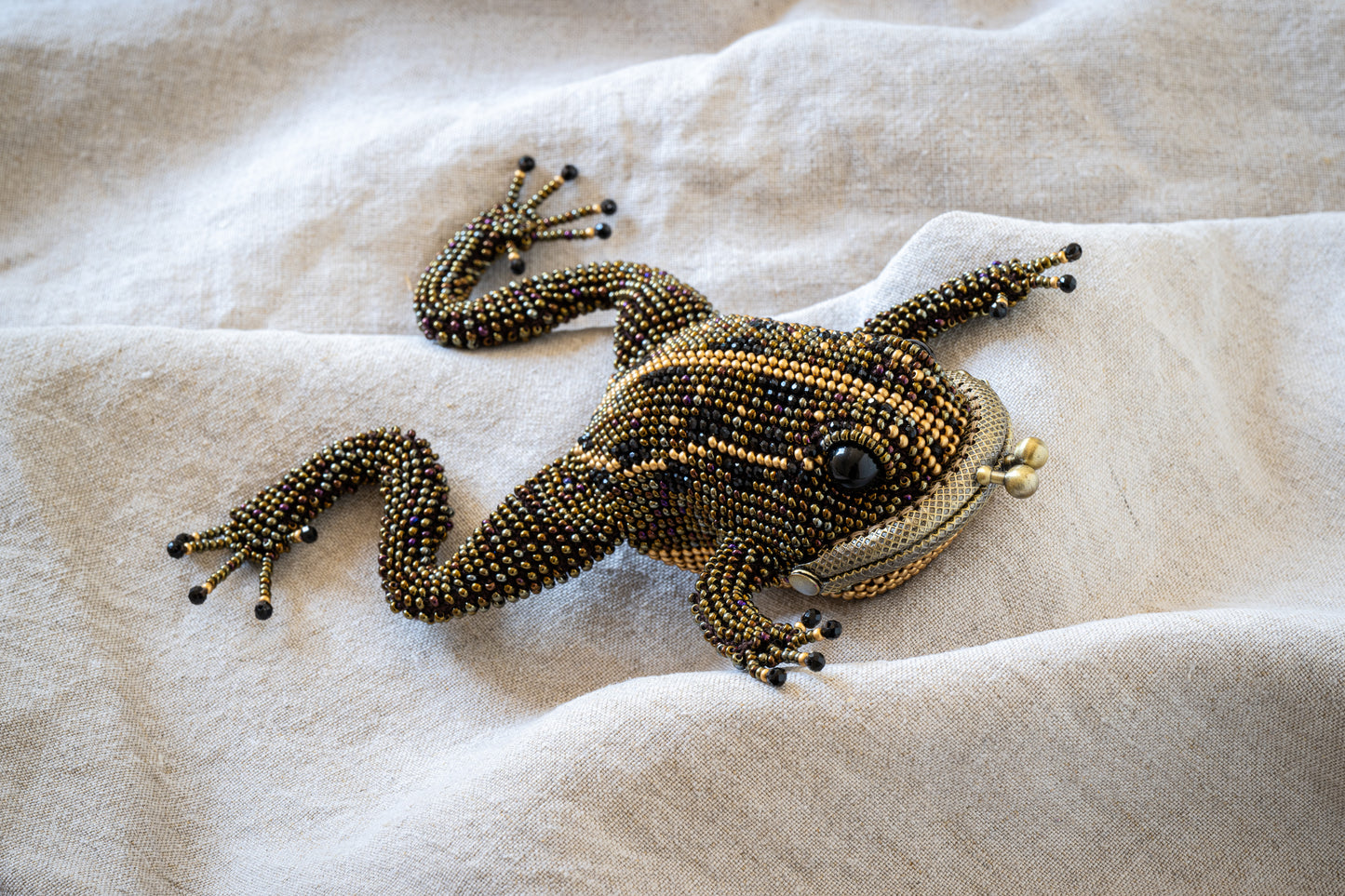 Green Beaded Frog Coin Purse