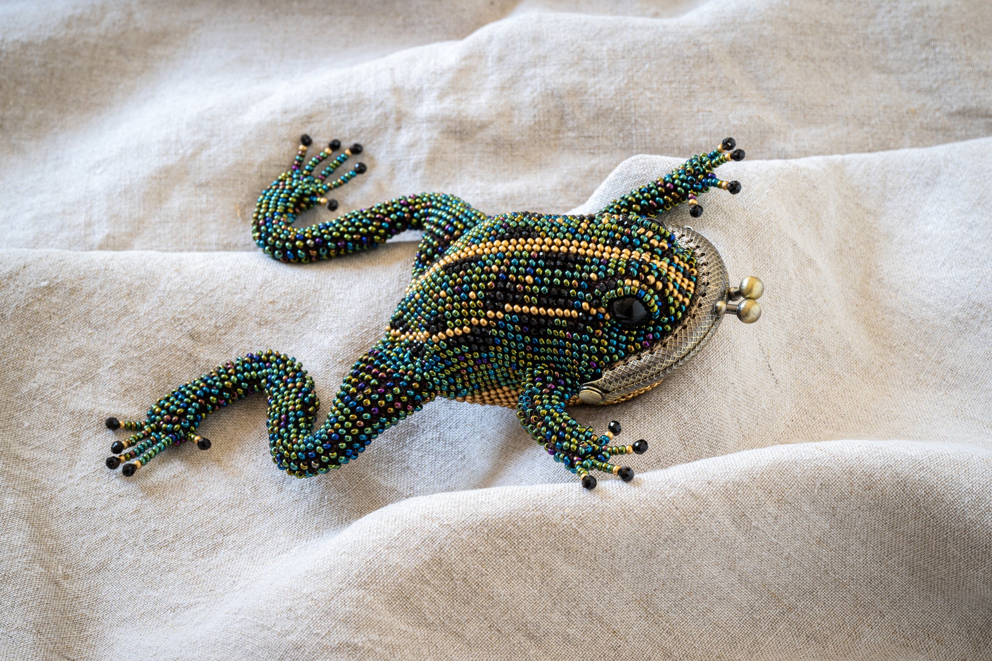 Handcrafted Beaded Frog Coin Purse - Ruperts House