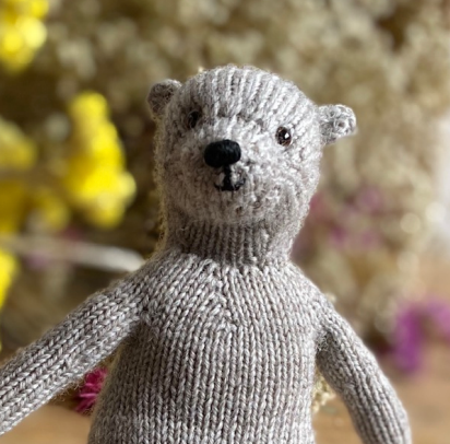 Tsutsu Guilly and Frankie Bear - Hand knitted in the Merino wool