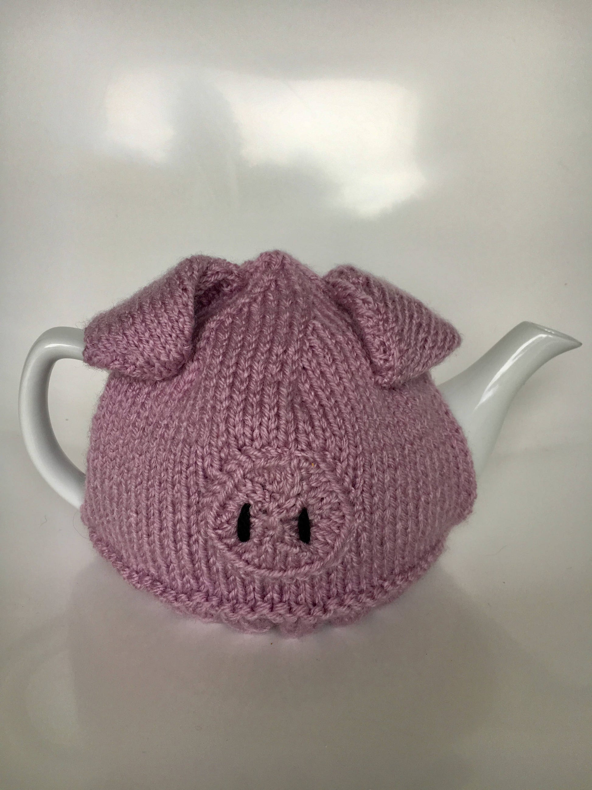 Pink Pig Tea Cosy with curly tail. Hand knitted. Tea lovers teatime treat.