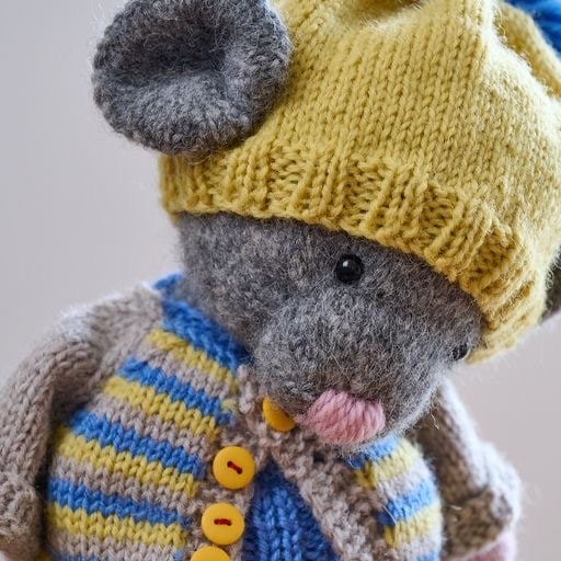 Hand Knitted Polushka Mouse